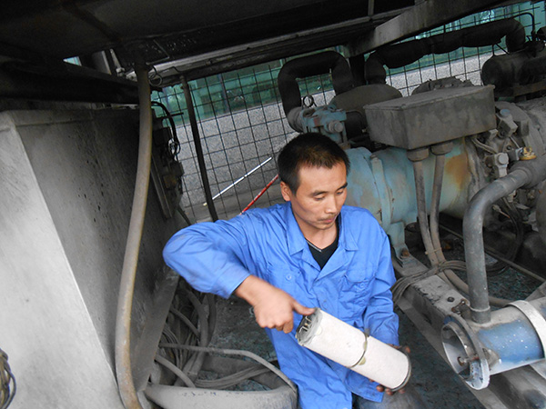 成都中央空調維修廠家價格 成都中央空調維修廠家價格